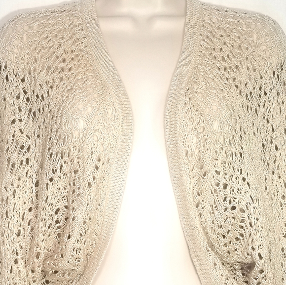 Lane Bryant | Cropped Cardigan w/Curved Hem - Picture 2 of 6